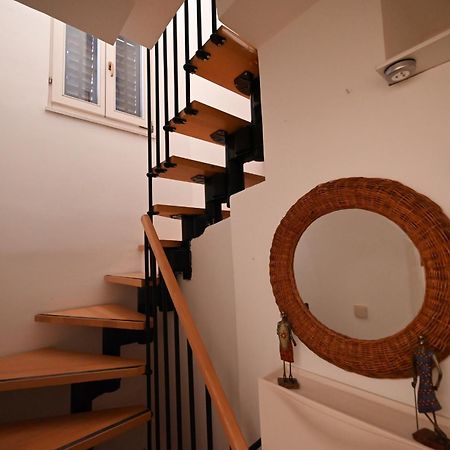 Alice Apartment With Balcony Ровинь Экстерьер фото